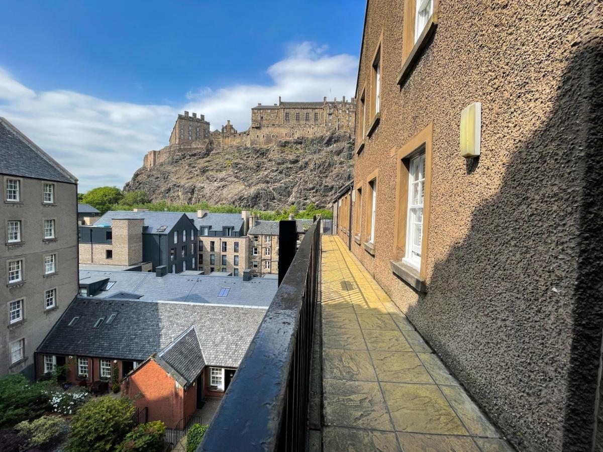 Studio Hart Castle Rock Grassmarket EDI Exterior photo